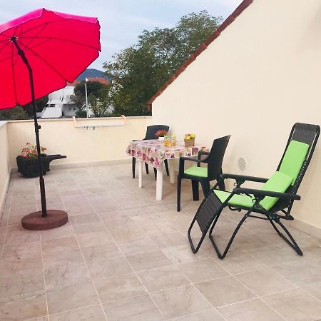 Apartmani Luiza Cres Buitenkant foto