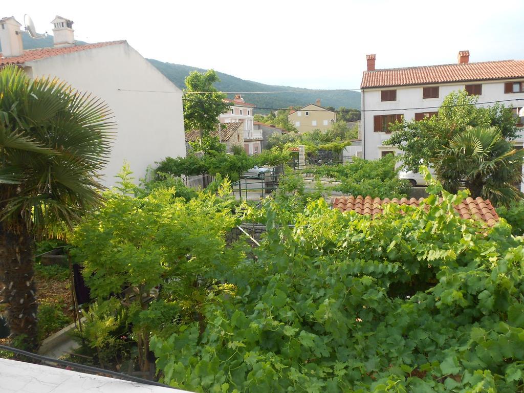 Apartmani Luiza Cres Kamer foto
